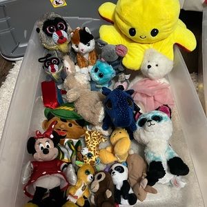 Huge lot of stuffed animals